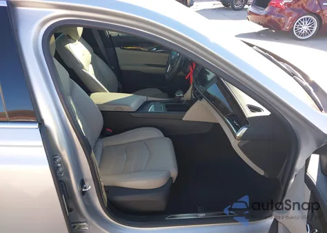 2017 Cadillac Ct6 Luxury z USA, uszkodzony, nr VIN 1G6KC5RX7HU199939